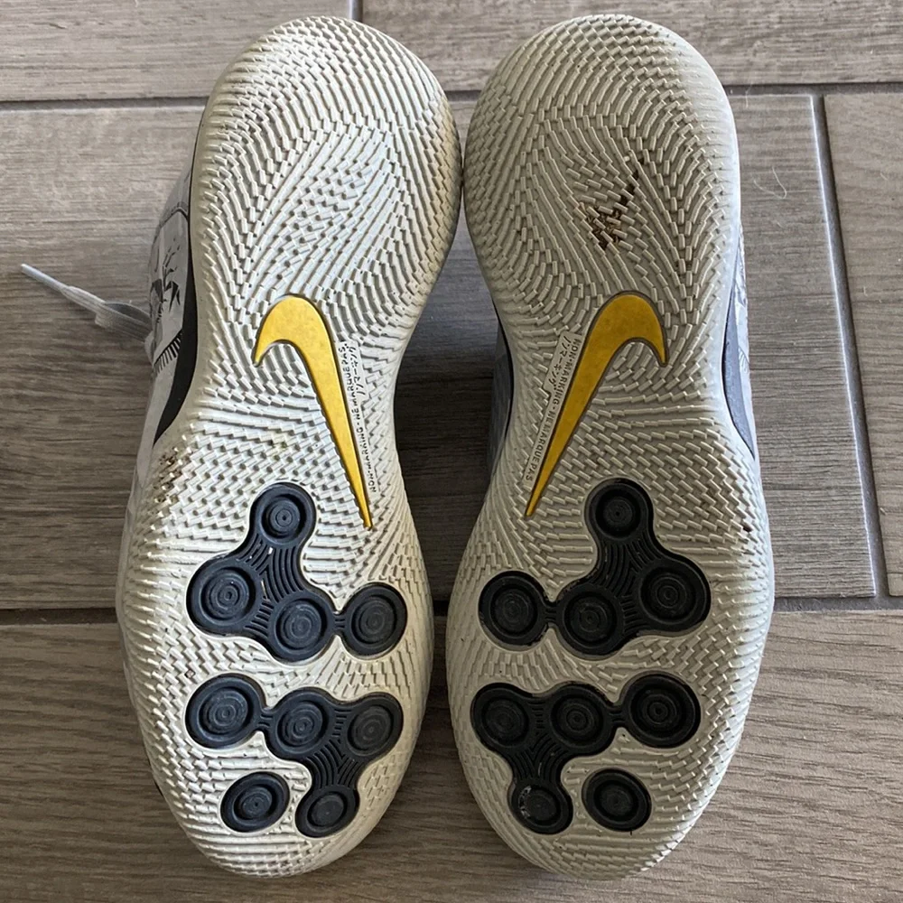 Nike Phantom GT Scorpion Academy Jr. Indoor Shoes Youth - Wolf Grey - Picture 9 of 11